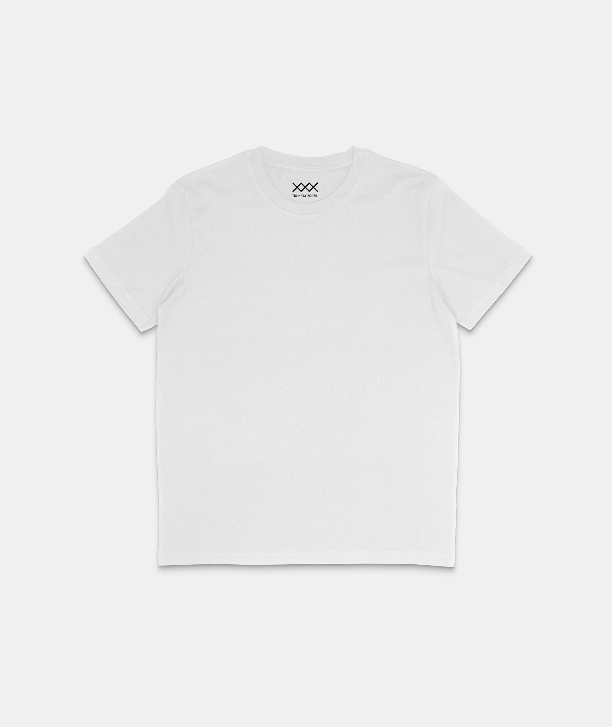 Baltų marškinėlių priekinė dalis, šiame dizaine priekyje spaudos nėra