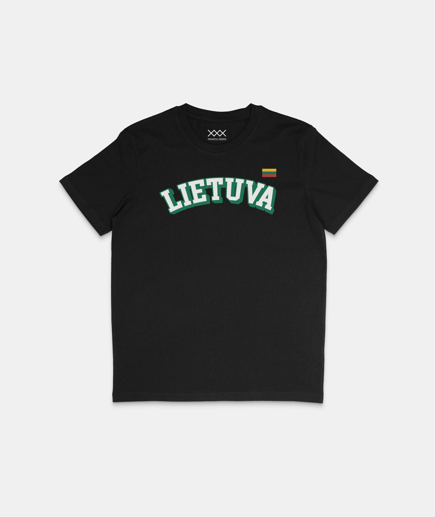 Juodos spalvos marškinėliai su ryškiu žaliai kontūruotu užrašu „LIETUVA“ ir minimalistine Lietuvos trispalve vėliavėle